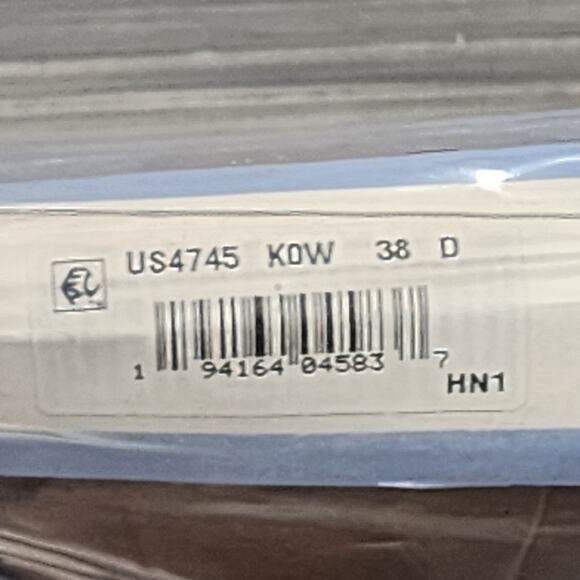 Playtex 4745 18 Hour Bra 38D Ultimate Lift and Support Wireless Bra Crystal Grey - Picture 10 of 11